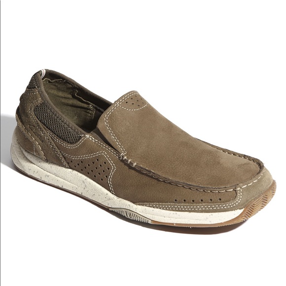clark slip on sneakers